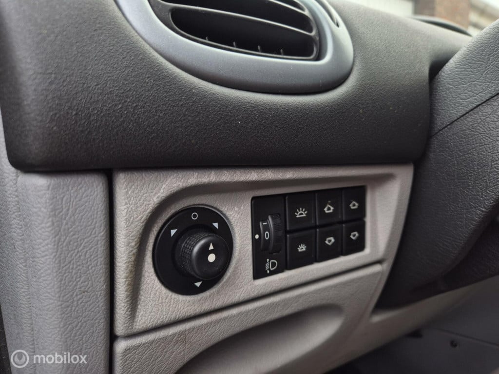 Citroen Xsara Picasso 1.6i-16v tweede eigenaar / airco/ trekhaak / cruiseco
