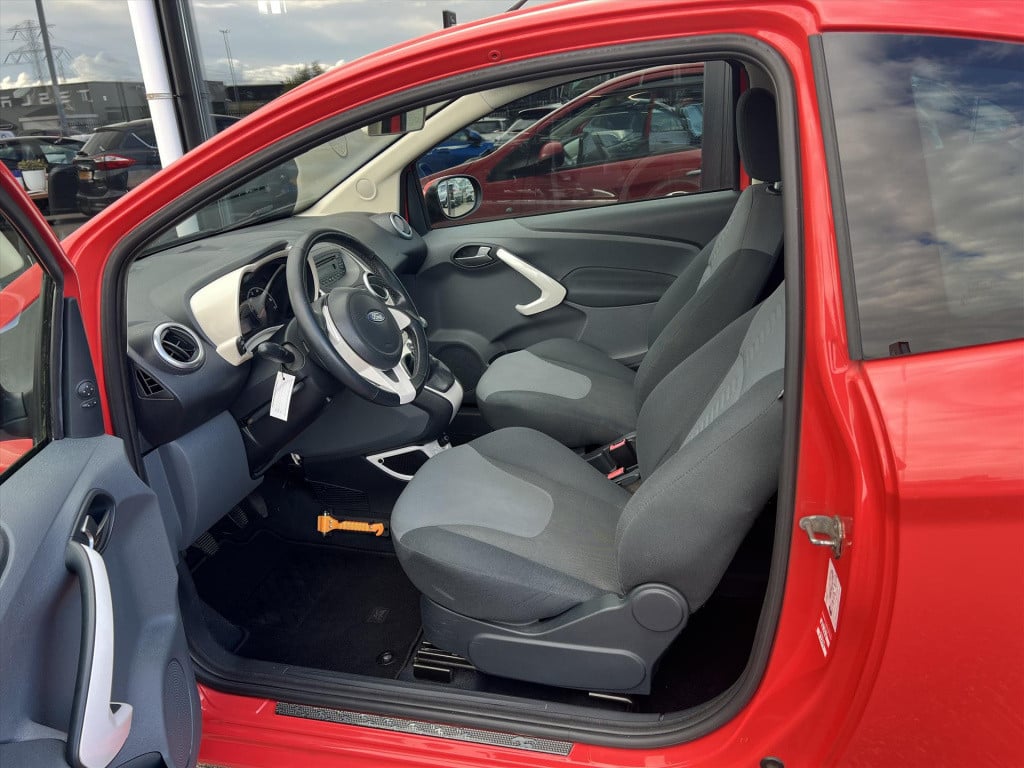 Ford KA 1.2 69pk titanium x