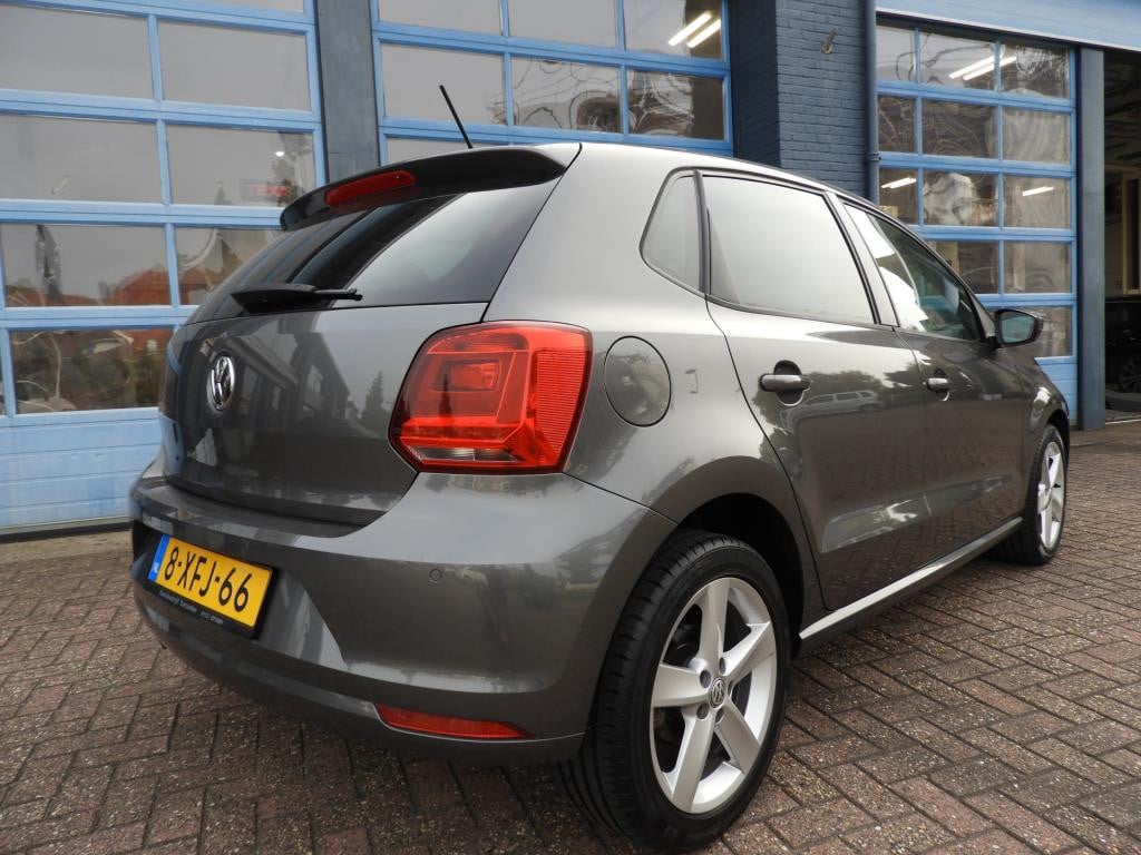 Volkswagen Polo 1.2 tsi highline nap nl auto