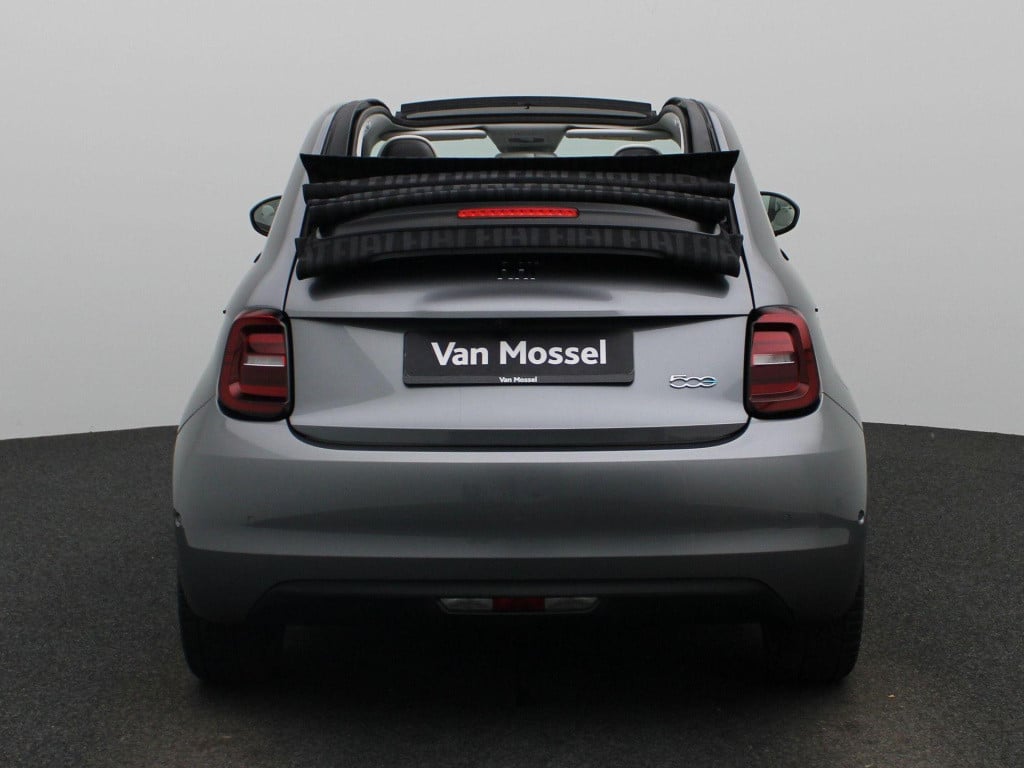 Fiat 500e c la prima 42 kwh