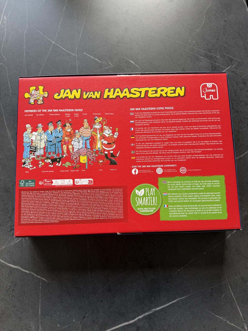 Jan van Haasteren skateboarden