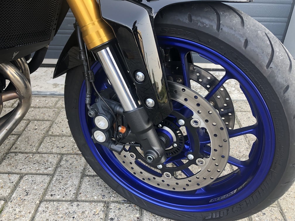 Yamaha MT09-SP met slechts 3956 km!! Gewoon nieuw, incl boekjes etc €8999,-