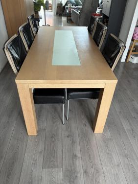Complete eethoek, tafel met 6 lederen stoelen
