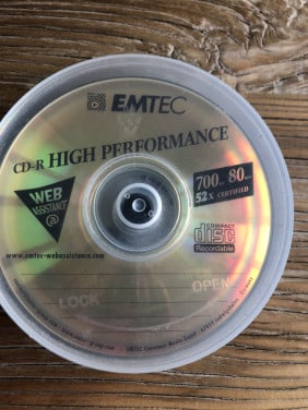 CD-R