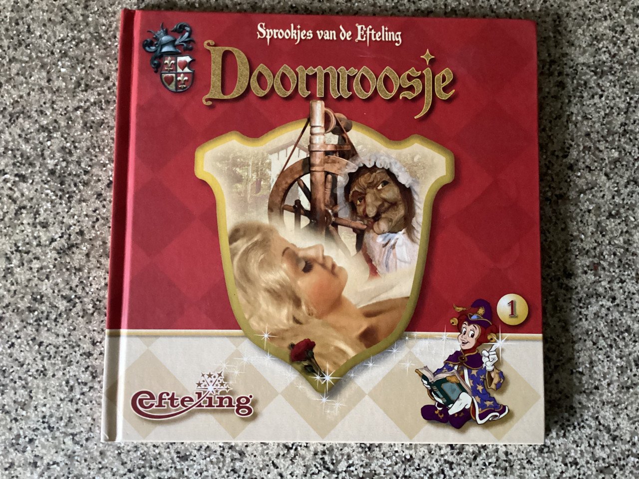 Verschillende sprookjesboekjes van de Efteling.