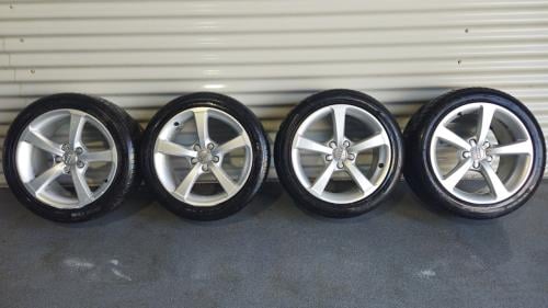 Originele Audi A3 - 17 inch zomerset vredestein