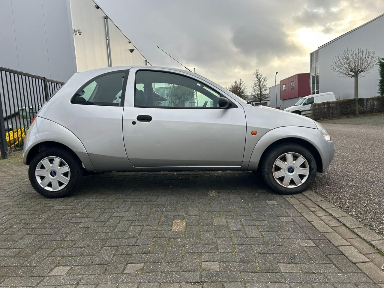 Ford Ka 1.3 Futura Slechts 20.142KM! Zo Goed Als Nieuw!