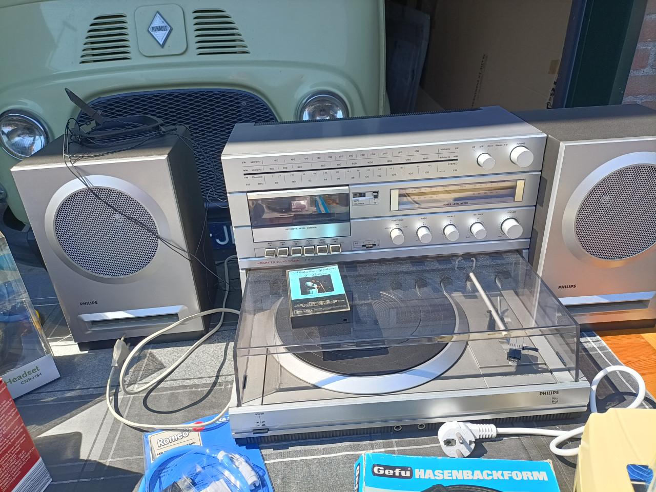Stereo installatie