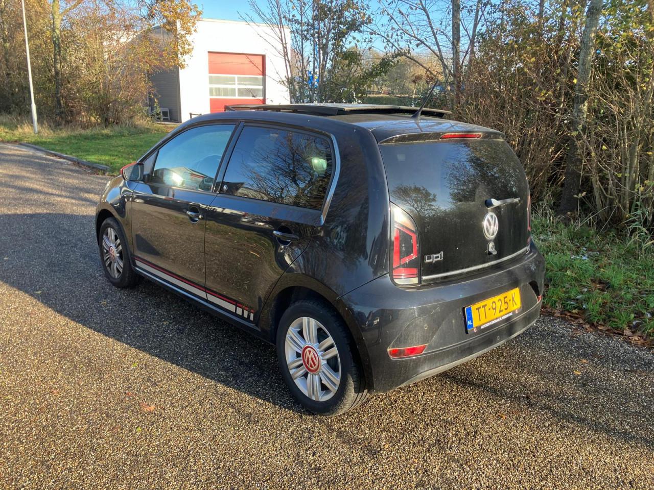 Volkswagen Up! 1.0 Beats
