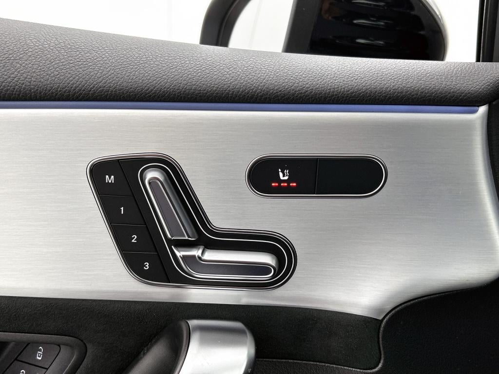 Mercedes-Benz A-Klasse 250 e business solution amg | nightpakket | amg line