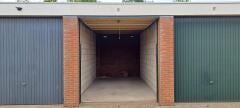 Hoge garagebox te huur Oost-Souburg