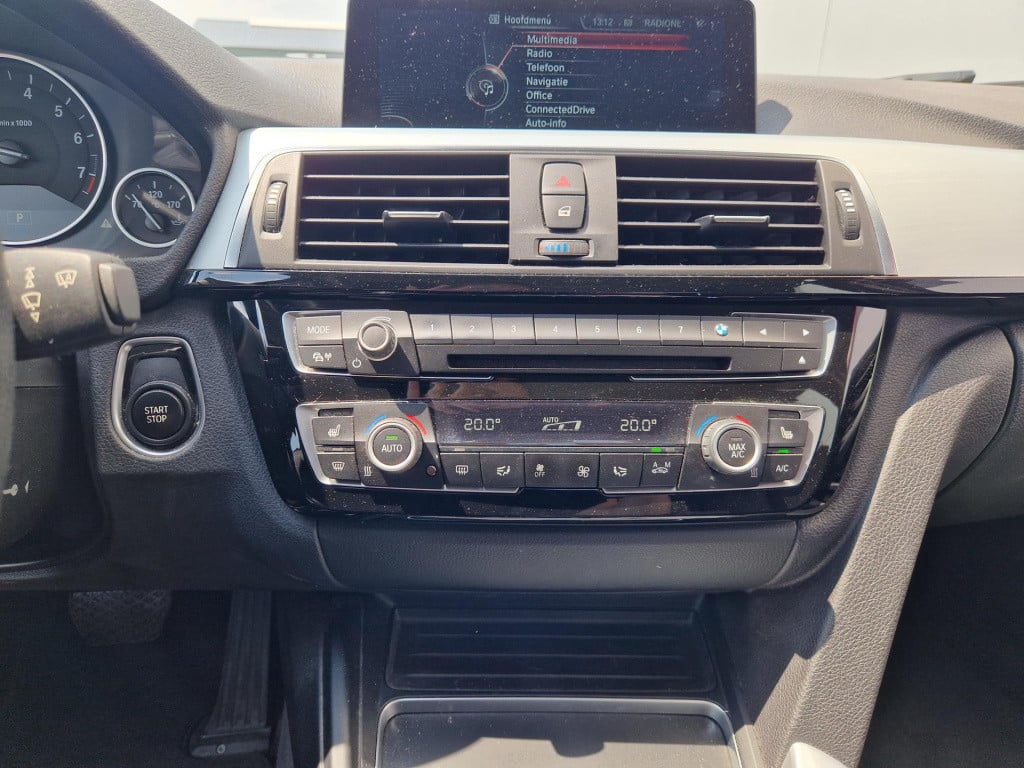 BMW 3-serie 330e centennial high executive