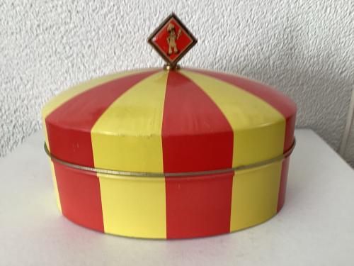 Biggekerke. Koektrommel. circustent Bolletje.