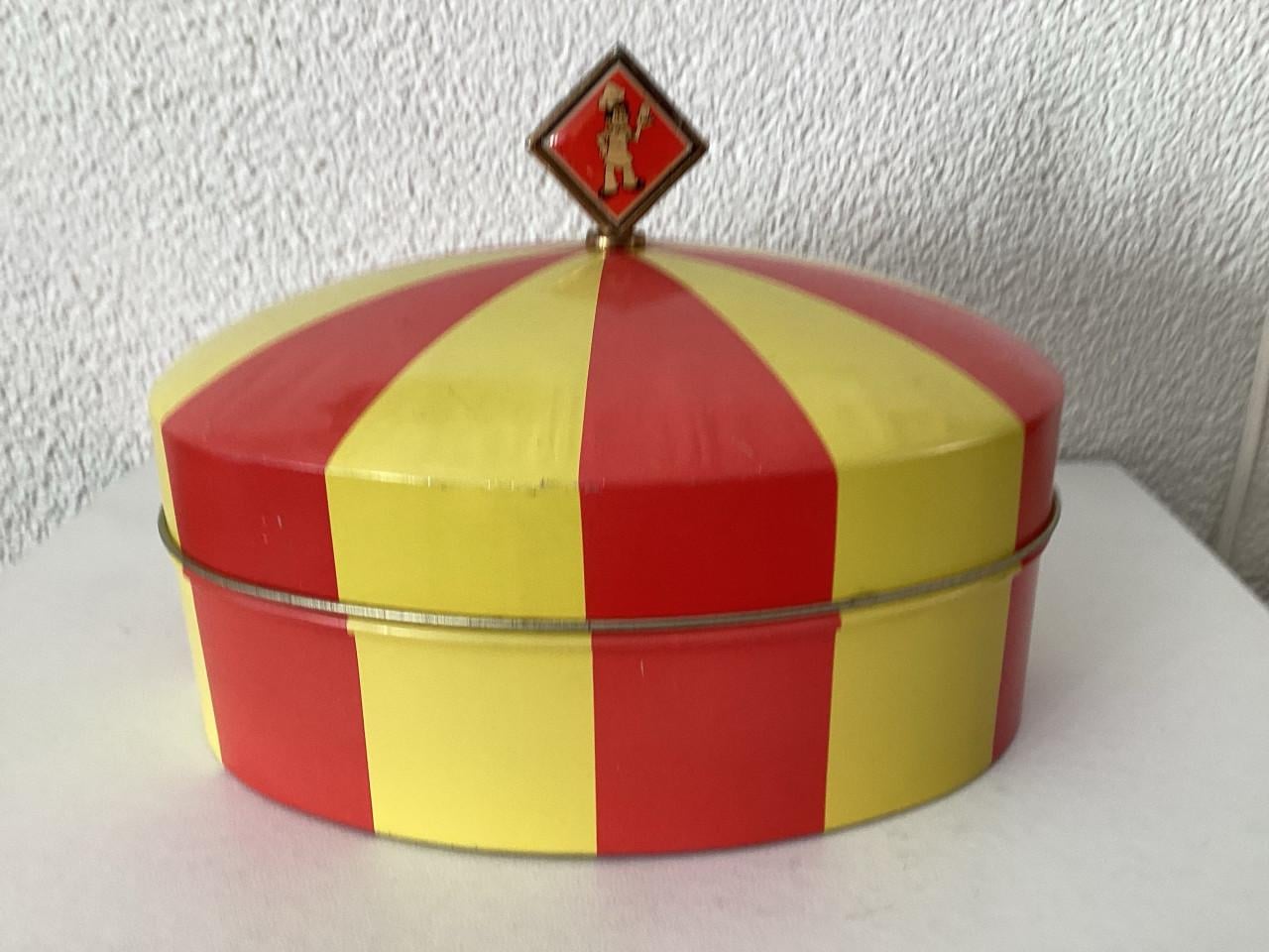 Biggekerke. Koektrommel. circustent Bolletje.