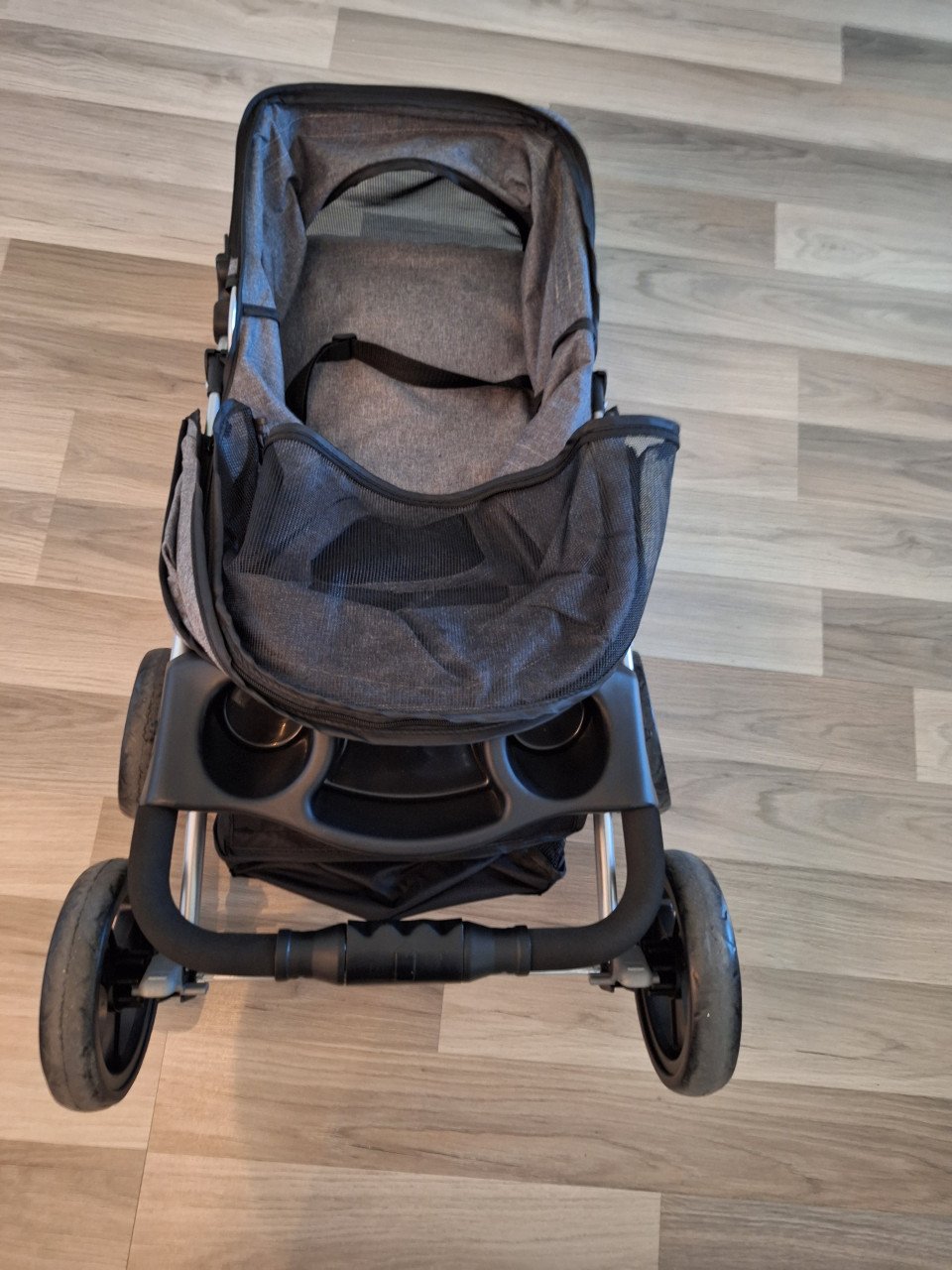 Nieuwe Hondenbuggy