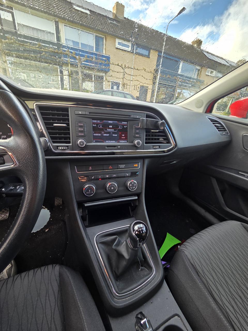Te koop i.z.g.st Seat Leon 1.2 TSI
