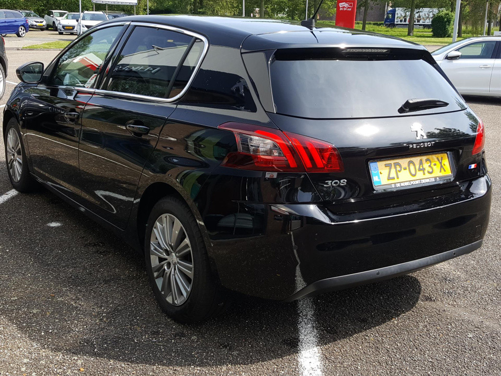 Peugeot 308 1.2 puretech 130pk s&s allure navigatie | cruise & climate cont