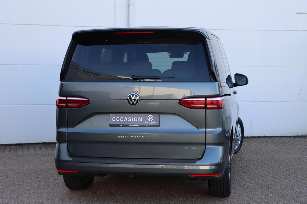 Volkswagen Multivan 1.4 ehybrid life 218pk dsg6 | soh 92,2% |
