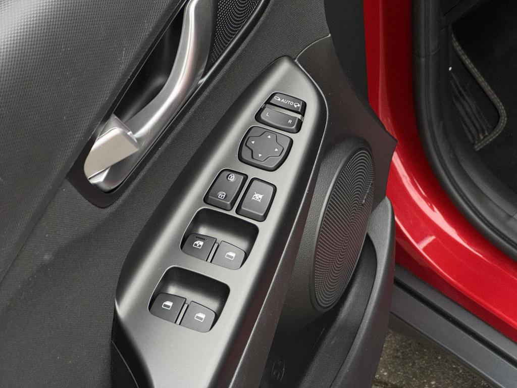 Hyundai Kona 1.6 gdi hev fashion