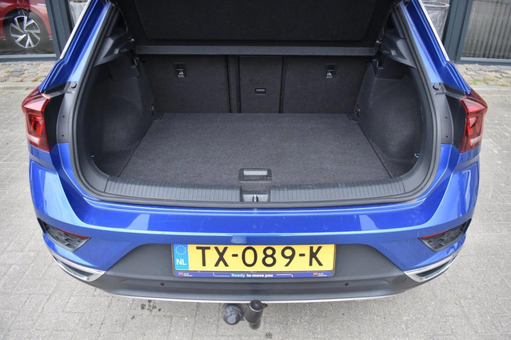 Volkswagen T-roc 1.0 tsi sport | virtual cockpit | trekhaak | camera | nap 
