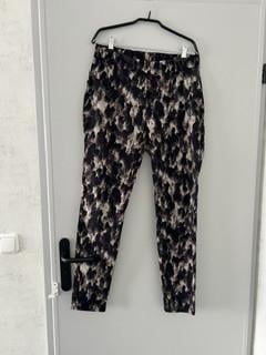 Broek Andcowoman