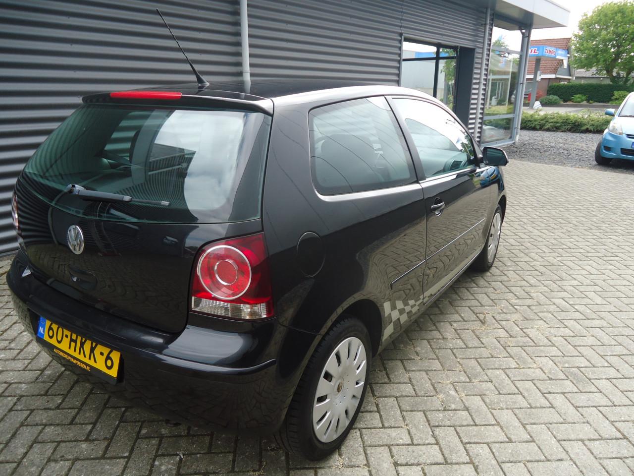 VOLKSWAGEN POLO 14-16V 3DRS COMFORTLINE