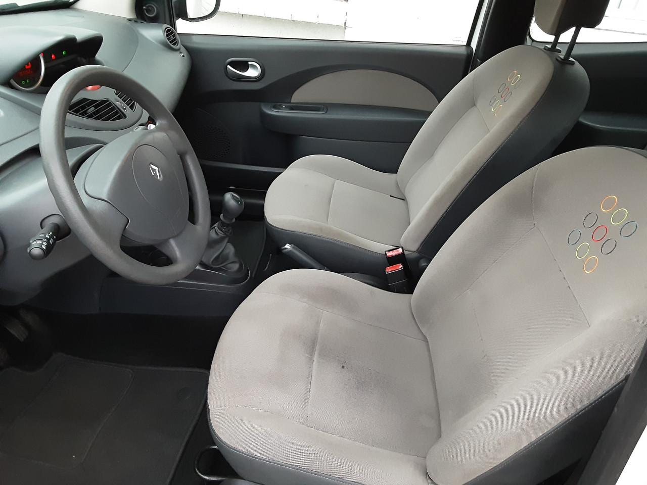 Renault Twingo 1.2-16V Authentique