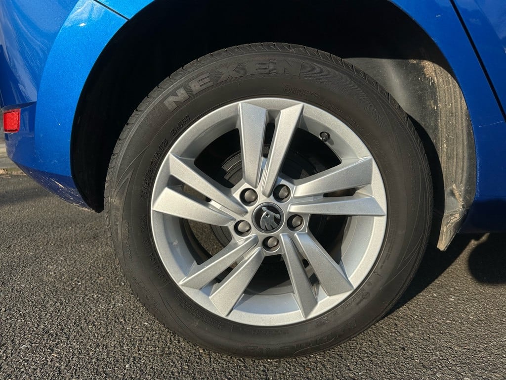 Skoda Fabia 1.0 tsi business edition