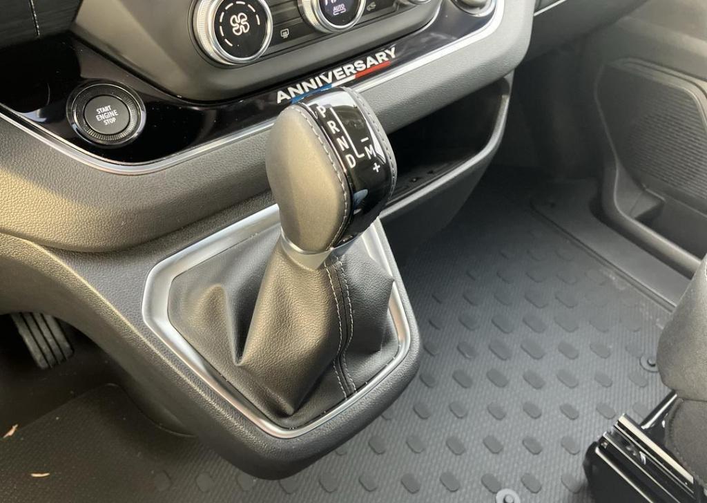 Renault Trafic 2.0 blue dci edc 170 t29 l2h1 extra dc - 125th anniversary -