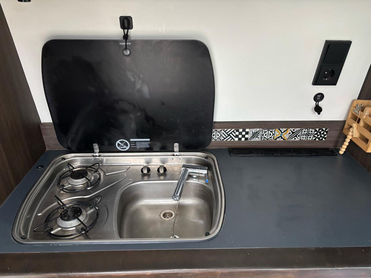 Camper mercedes sprinter 318 6 cylinder 240 pk