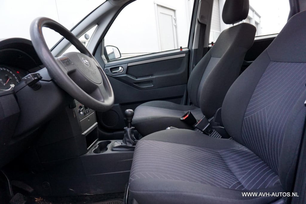 Opel Meriva 1.6-16v enjoy