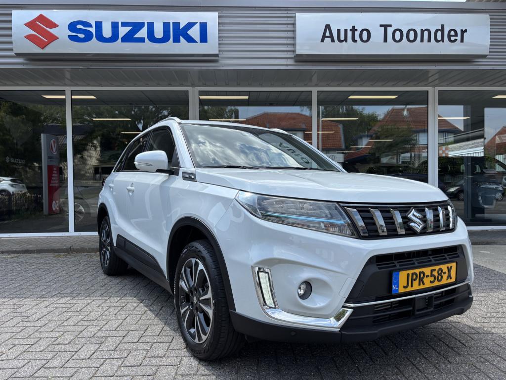 Suzuki Vitara 1.4 boosterjet style smart hybrid