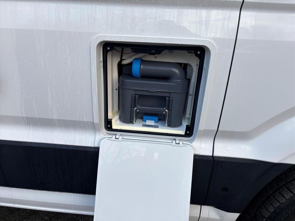 Volkswagen Transporter crafter 2.0tdi 177pk automaat grand california 600 |