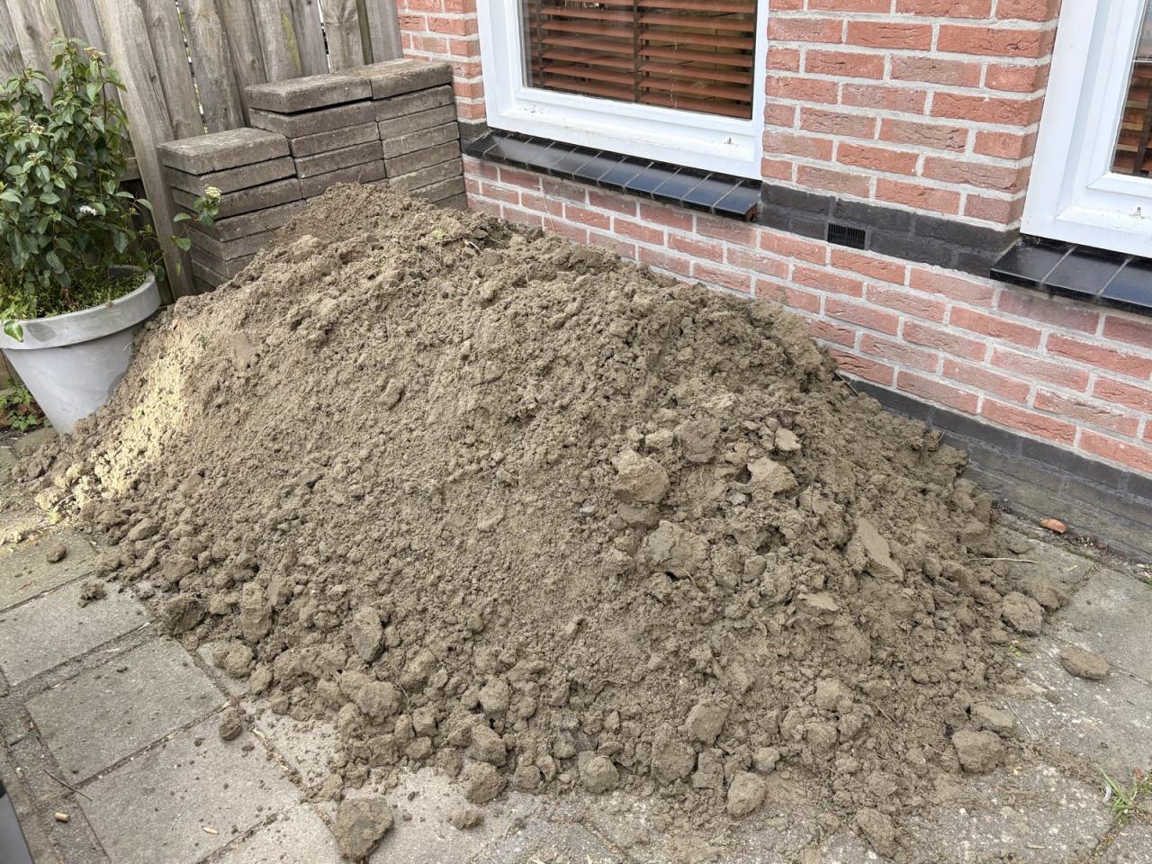 Gratis ophoogzand (3 à 4 kuub)