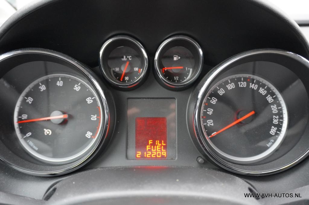 Opel Astra 1.4 turbo edition