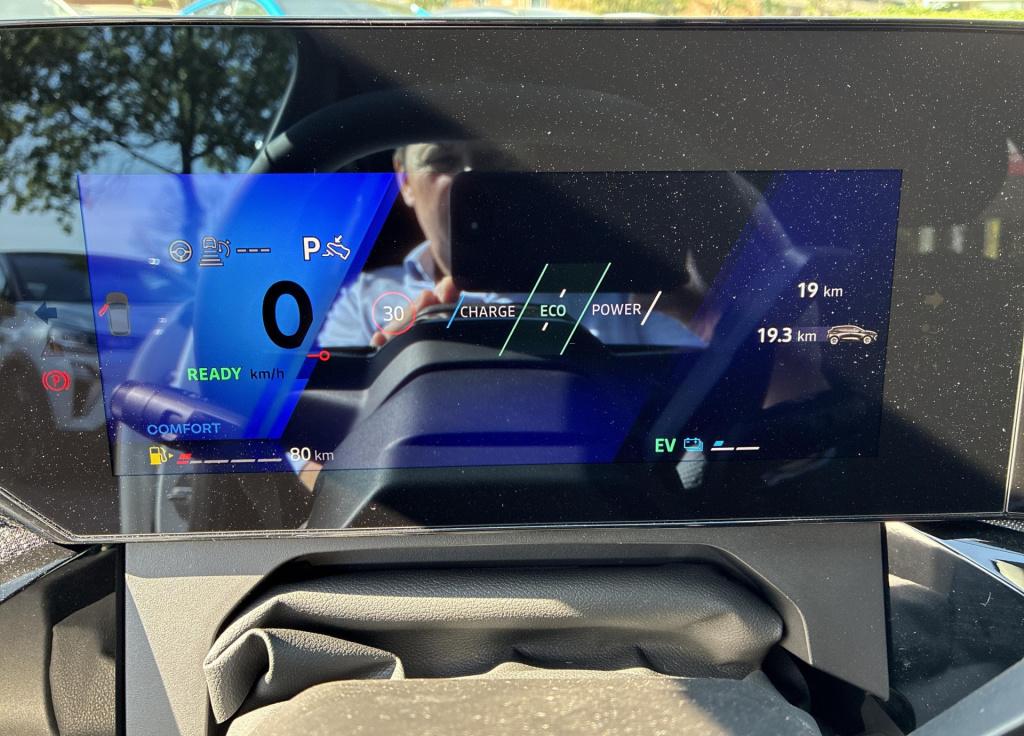 Renault Clio 1.8 hybrid 160 techno - pack première met verwarmbare en verst