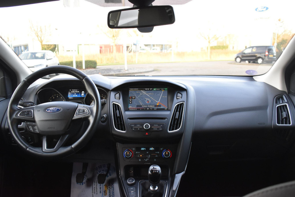 Ford Focus 1.0 titanium edition | climate control | cruise control | parkee