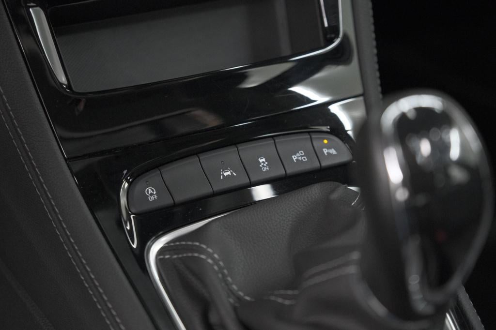 Opel Astra 130 business elegance | schuif-/kanteldak | camera | stoelventil