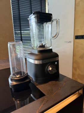 Kitchenaid blender