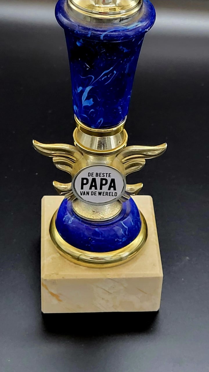 Uniek vaderdag kado: De beste PAPA van de wereld Trofee