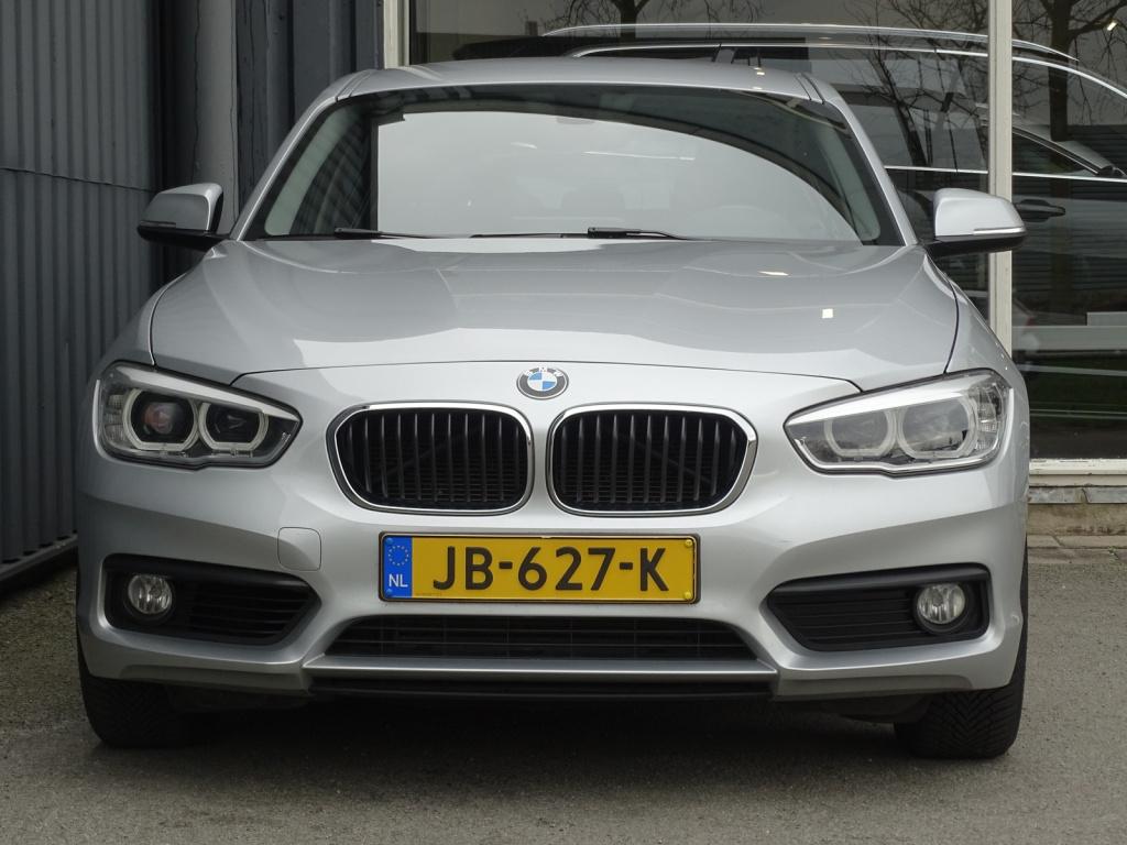 BMW 1 Serie 118i corporate lease essential automaat | led | navi