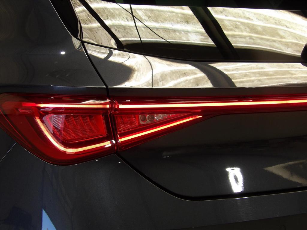 Seat Leon 1.5 etsi 150pk dsg-7 fr