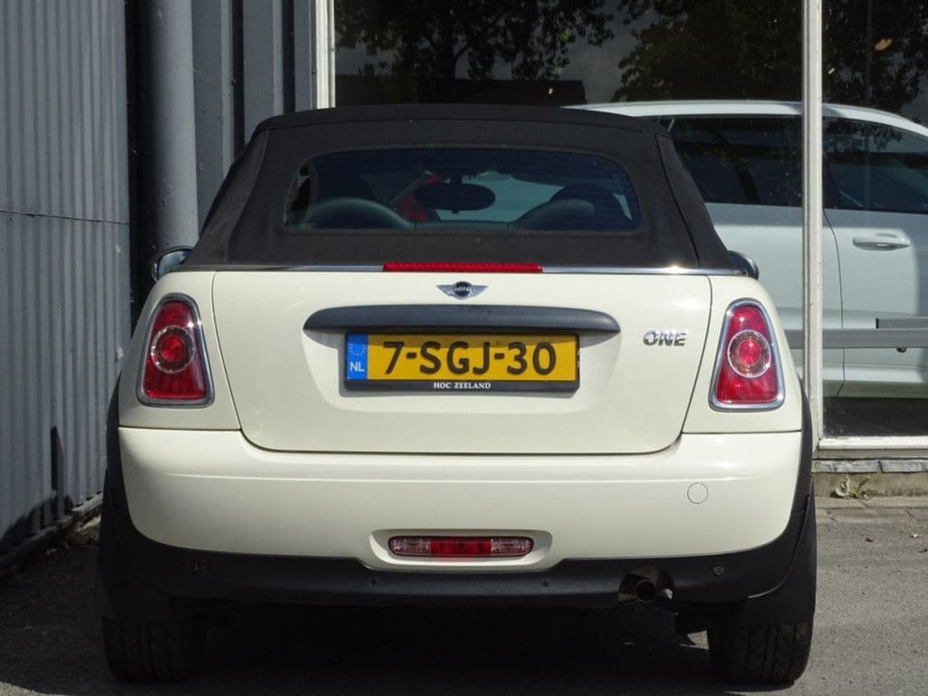 Mini One Cabrio mini 1.6 pepper navi | stoelverwarming