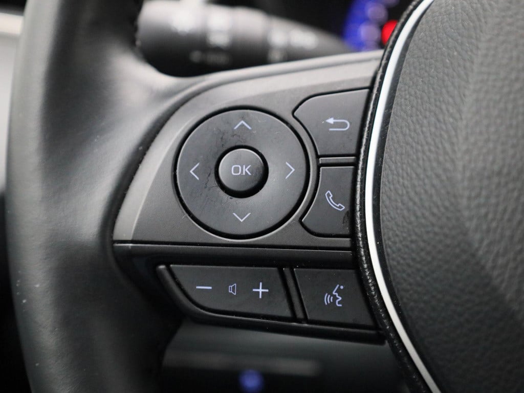 Toyota Corolla 2.0 hybrid dynamic | automaat | lmv | cruise control | stoel
