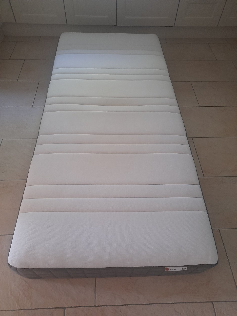 Matras 90 x 200 x 20  (in goede staat )