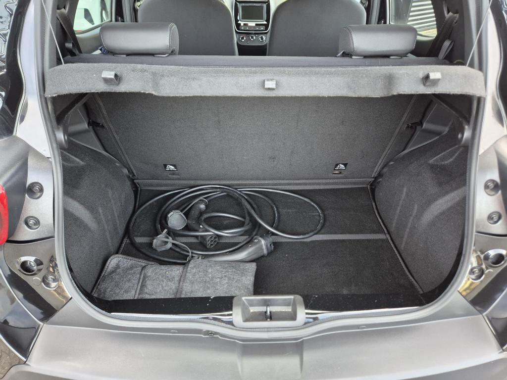 Dacia Spring expression 27 kwh lederen bekleding, navigatie, camera, ccs sn