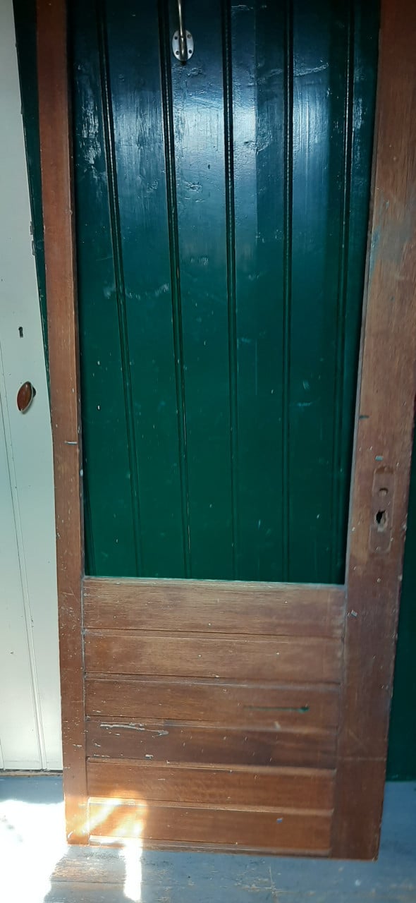 Hardhouten achterdeur 191x72cm met raamopening