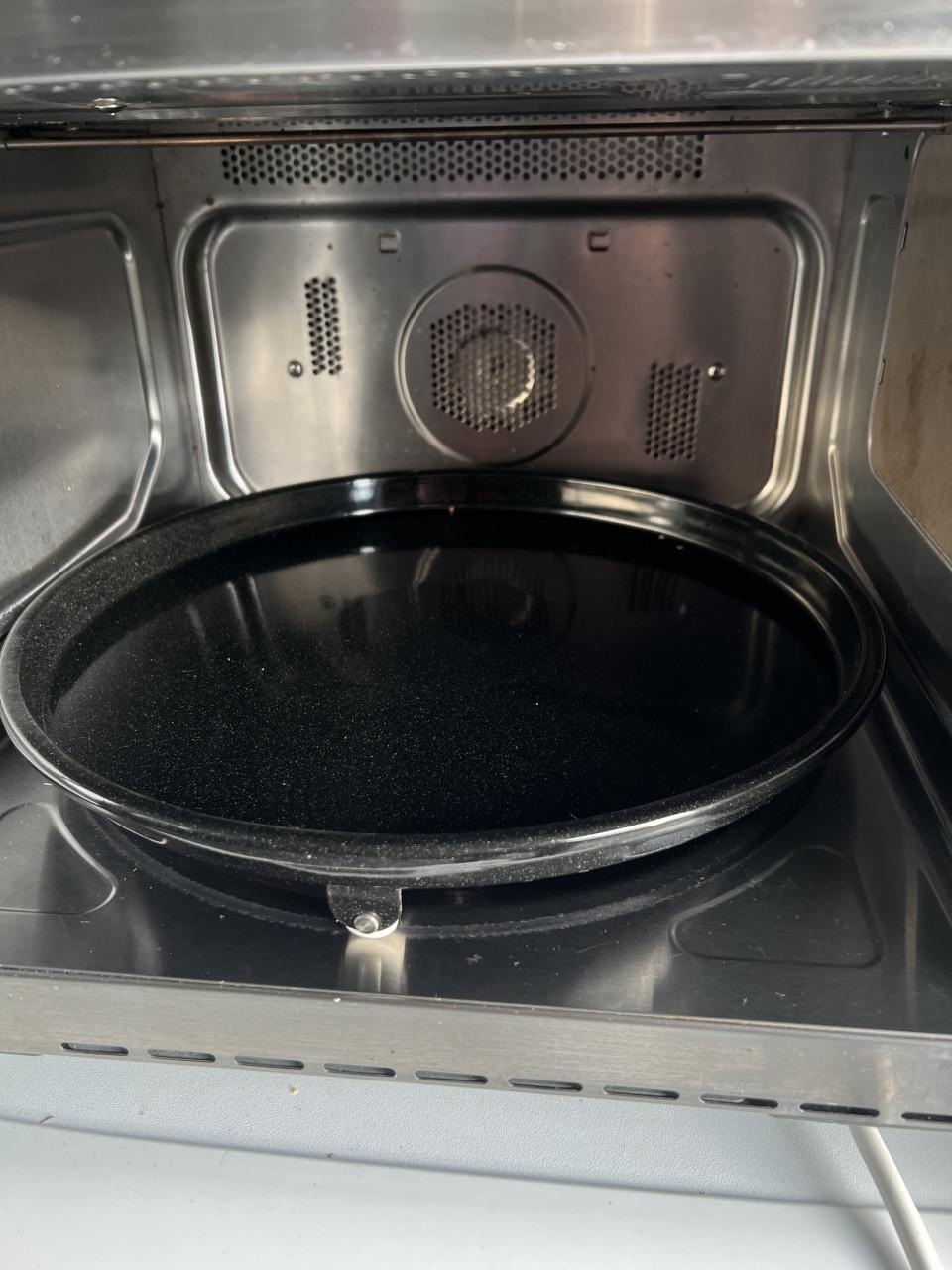 Sharp 4 in 1 combi-magnetron oven 26L R879IN als nieuw