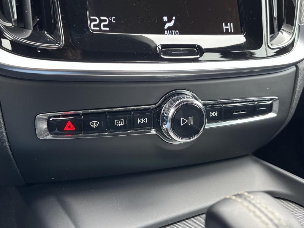 Volvo S60 2.0 b3 r-design nl-auto!