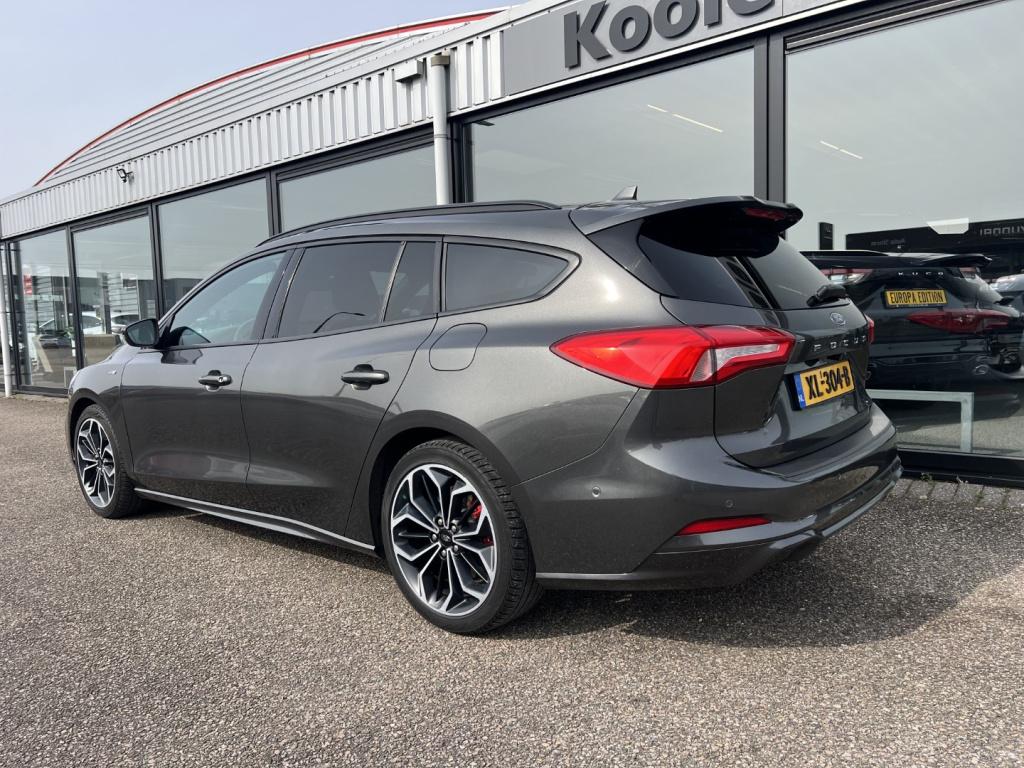 Ford Focus wagon 1.0 ecoboost 125pk st-line x , trekhaak , winterpakket